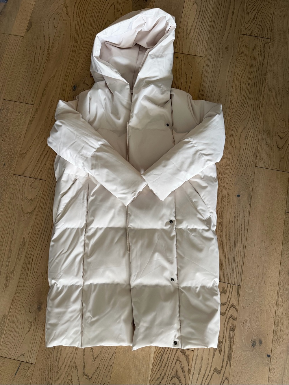 Frank & Oak Women's Light Cream Hooded Puffer Coat